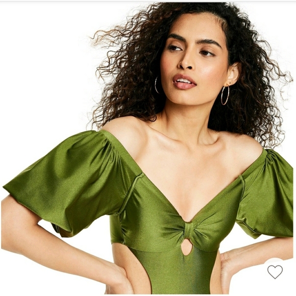 Fe Noel x Target Metallic Puff Sleeve Cut-Out Medium Coverage One-Piece Swimsuit - Picture 7 of 8